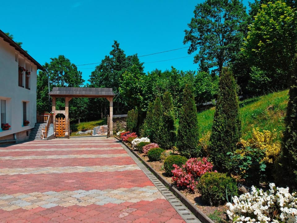 Inner courtyard view