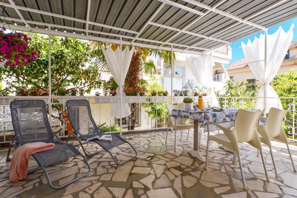 BBQ facilities, Balcony/Terrace