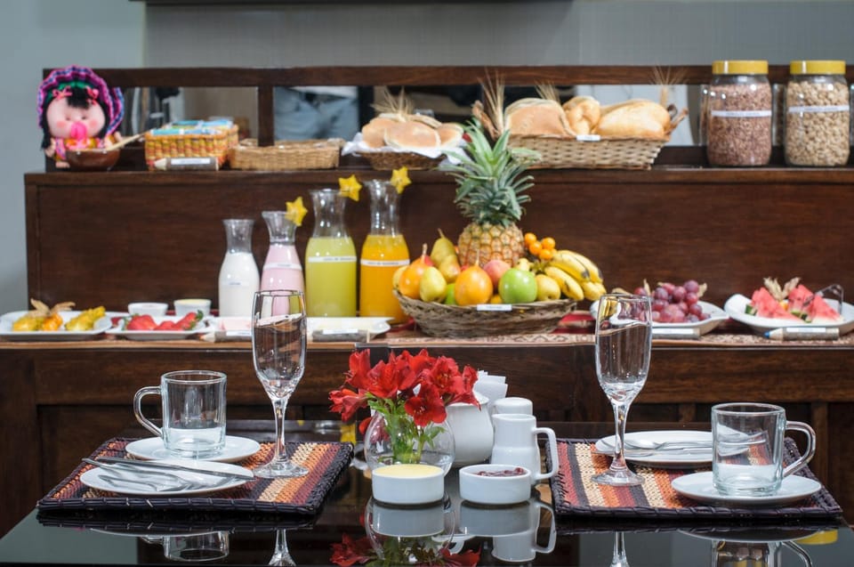 Food and drinks, Food, Breakfast, Buffet breakfast, Drinks