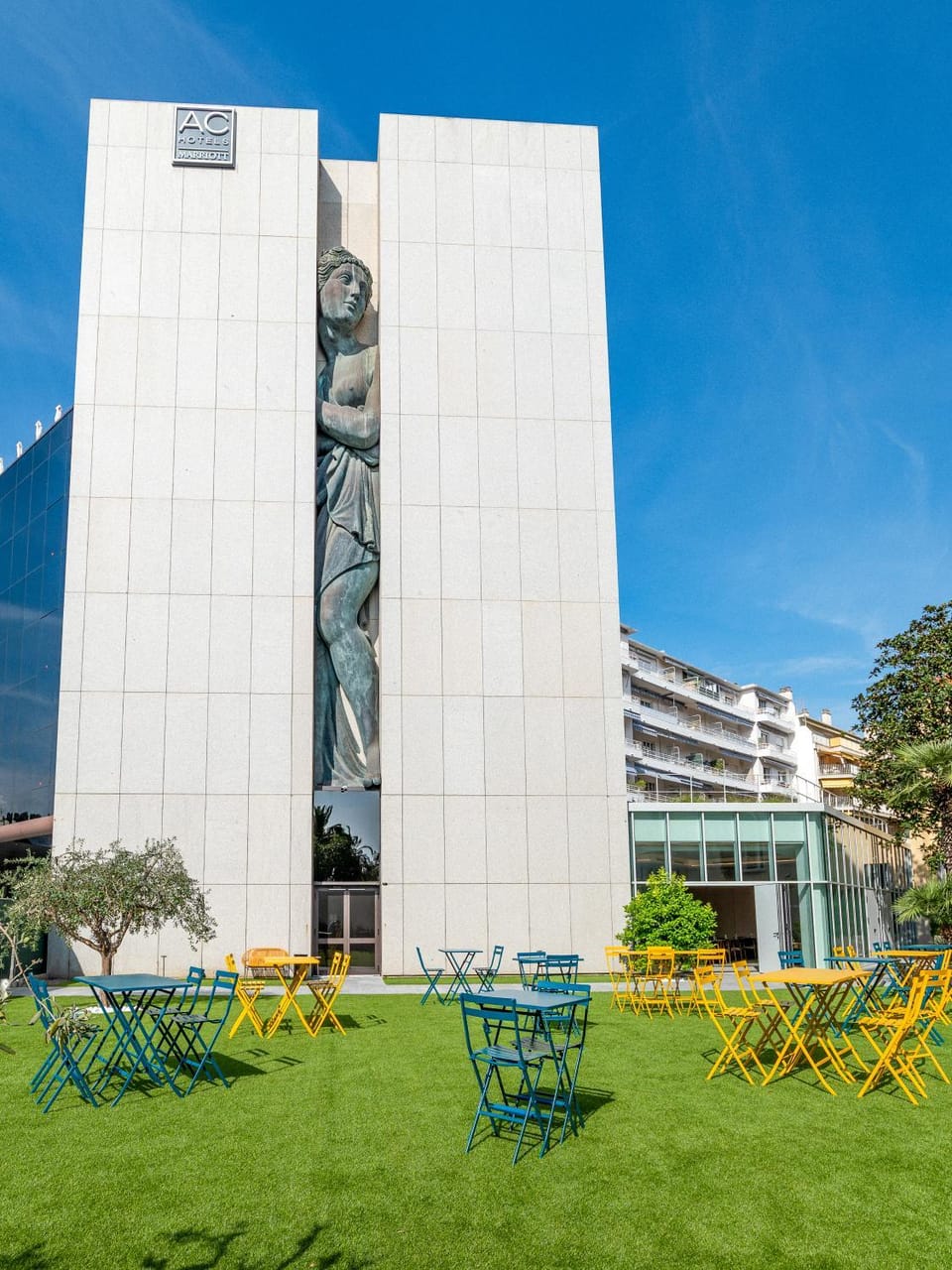 Facade/entrance, Garden, Garden view