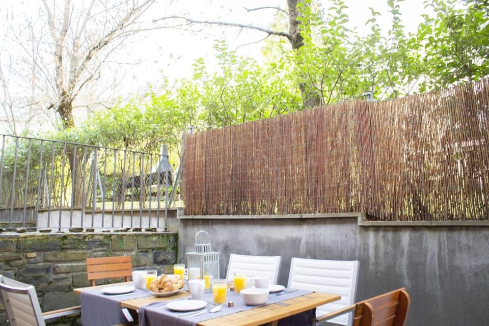 Off site, Balcony/Terrace