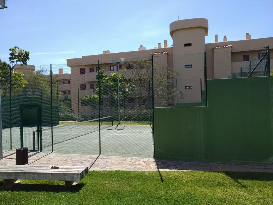 Property building, Activities, Garden, Area and facilities