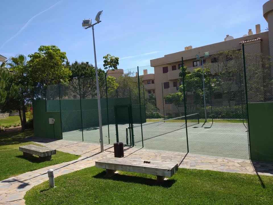 Activities, Garden, Area and facilities