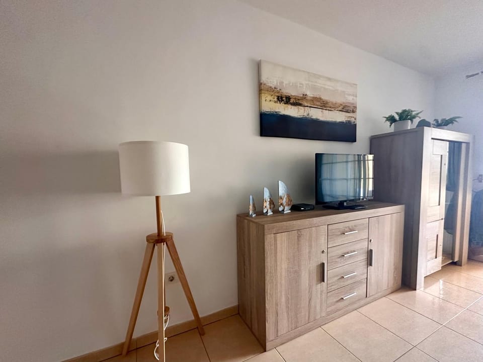 LANI house - stunning pool Apartment in Palm-Mar