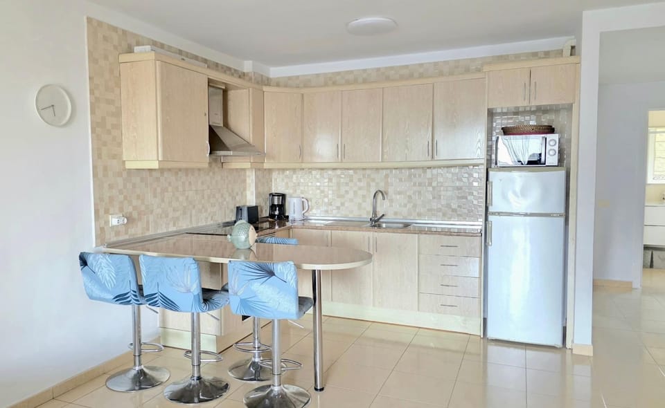 LANI house - stunning pool Apartment in Palm-Mar