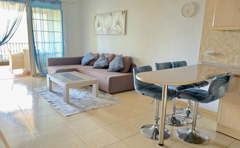 LANI house - stunning pool Apartment in Palm-Mar