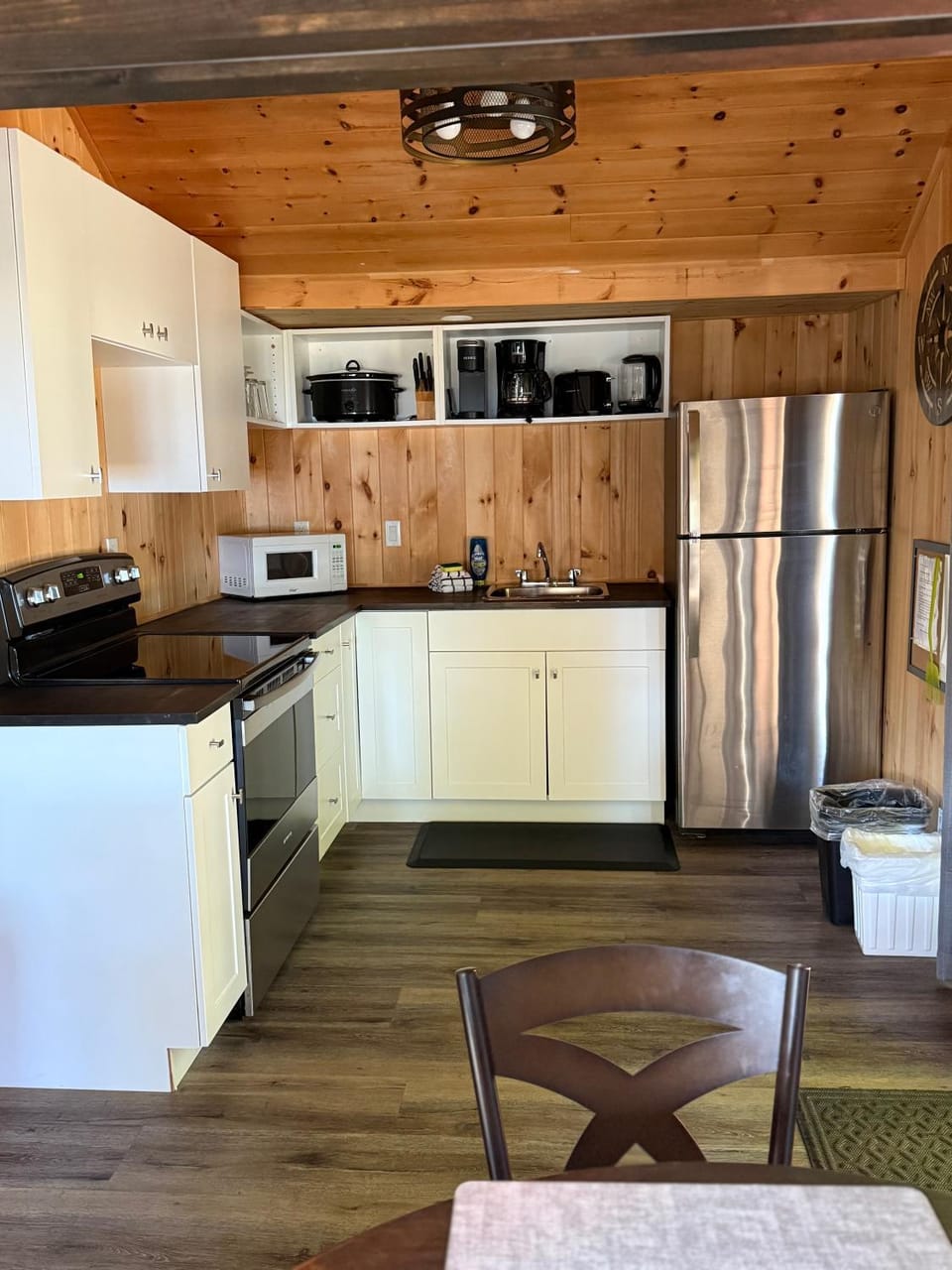 Cloverleaf Cottages House in Lake of Bays