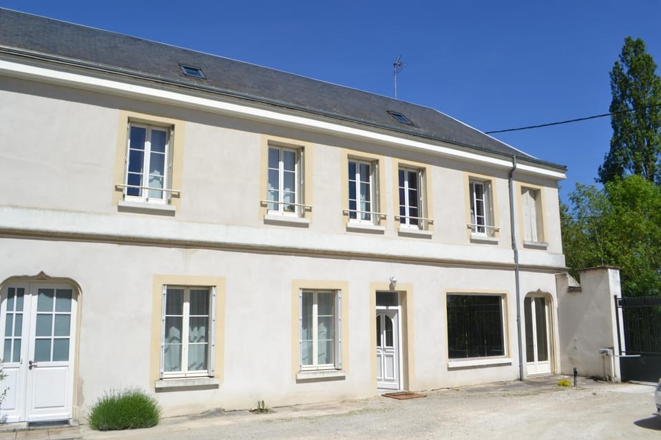 Property building, Facade/entrance