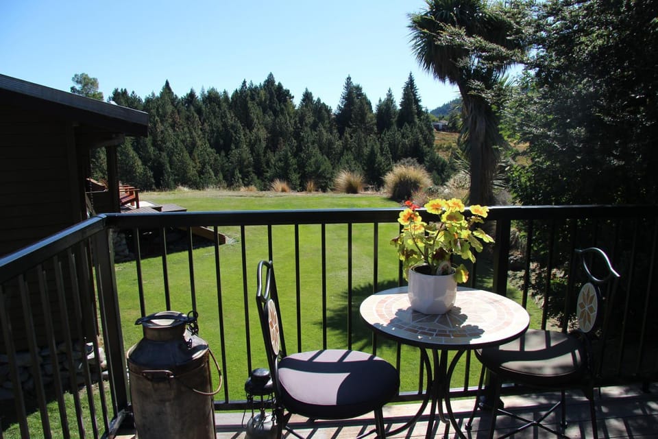 Balcony/Terrace, Garden view
