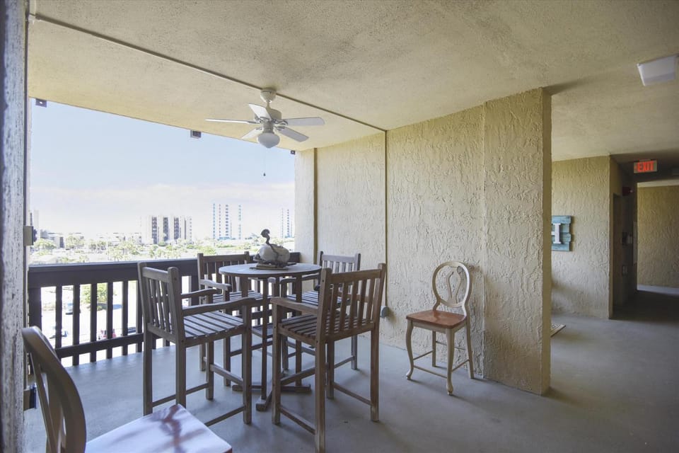 Shipwatch Unit E603 House in Ono Island