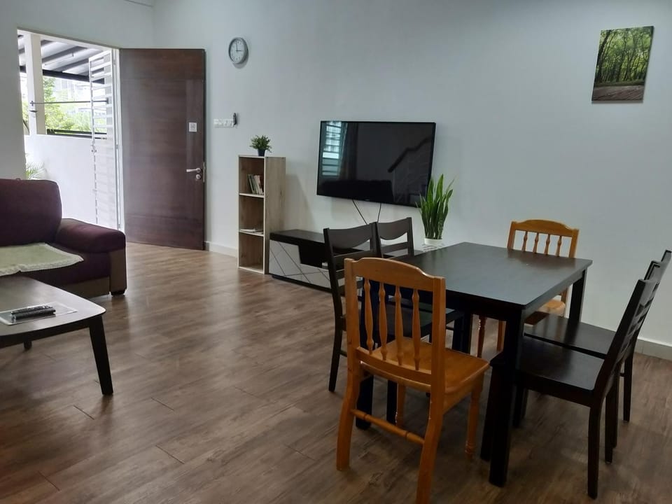 Premium Garden Home 17 Golden Hills House in Brinchang