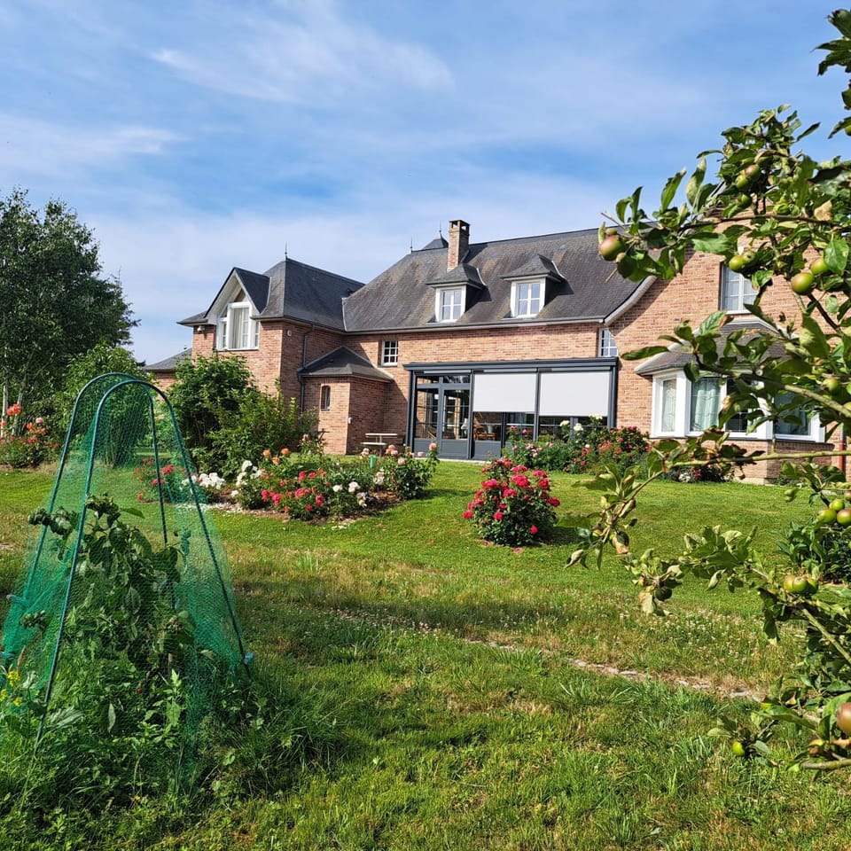 LA CHARMERAIE Bed and Breakfast in Hauts-de-France
