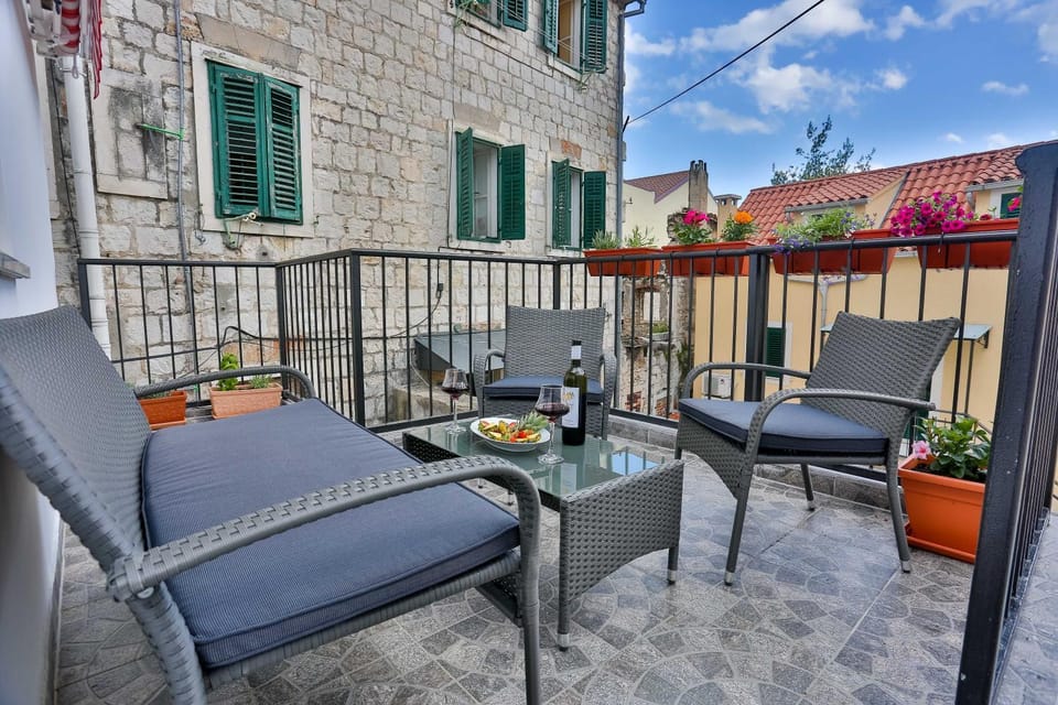 Patio, Balcony/Terrace