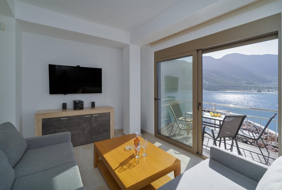 Seating area, River view