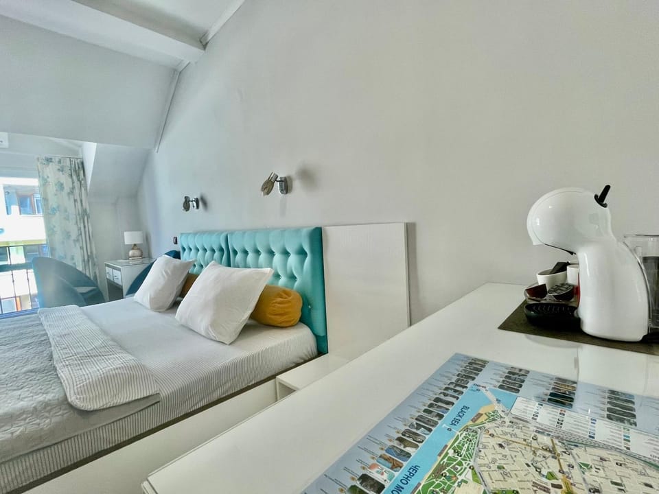Bed, Coffee/tea facilities, Photo of the whole room