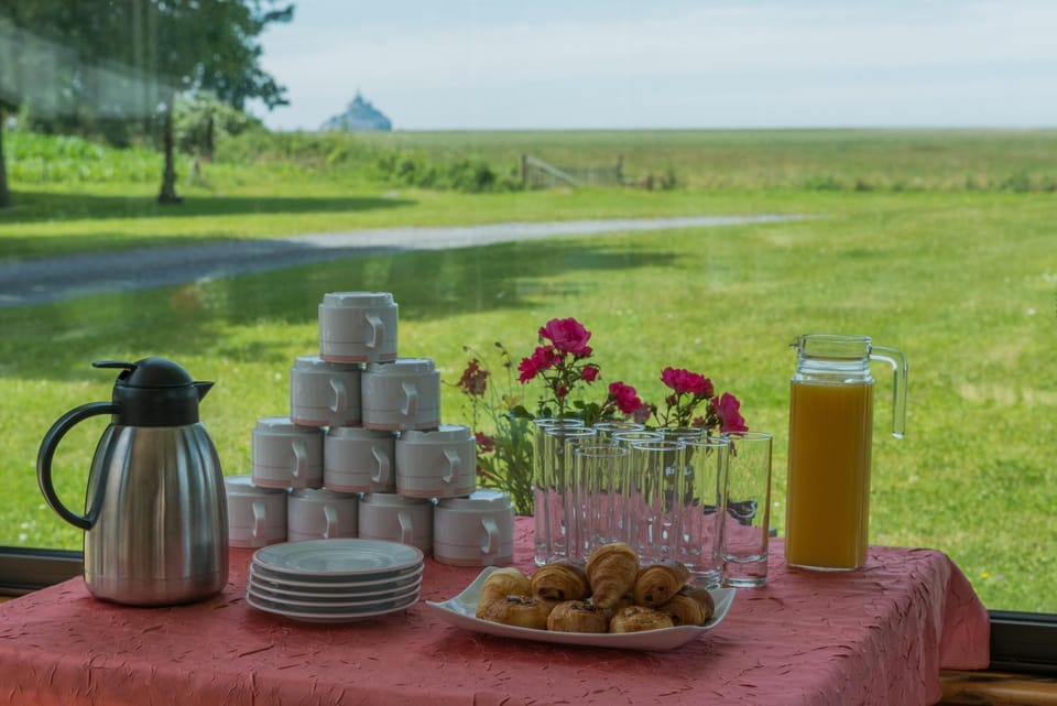 Food and drinks, Food, Garden view, Landmark view, Sea view, Buffet breakfast, Drinks, Family