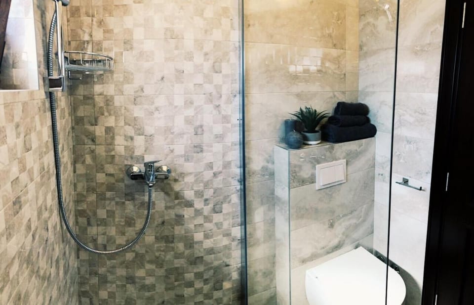 Galiot Apartman Apartment in Kotor Municipality