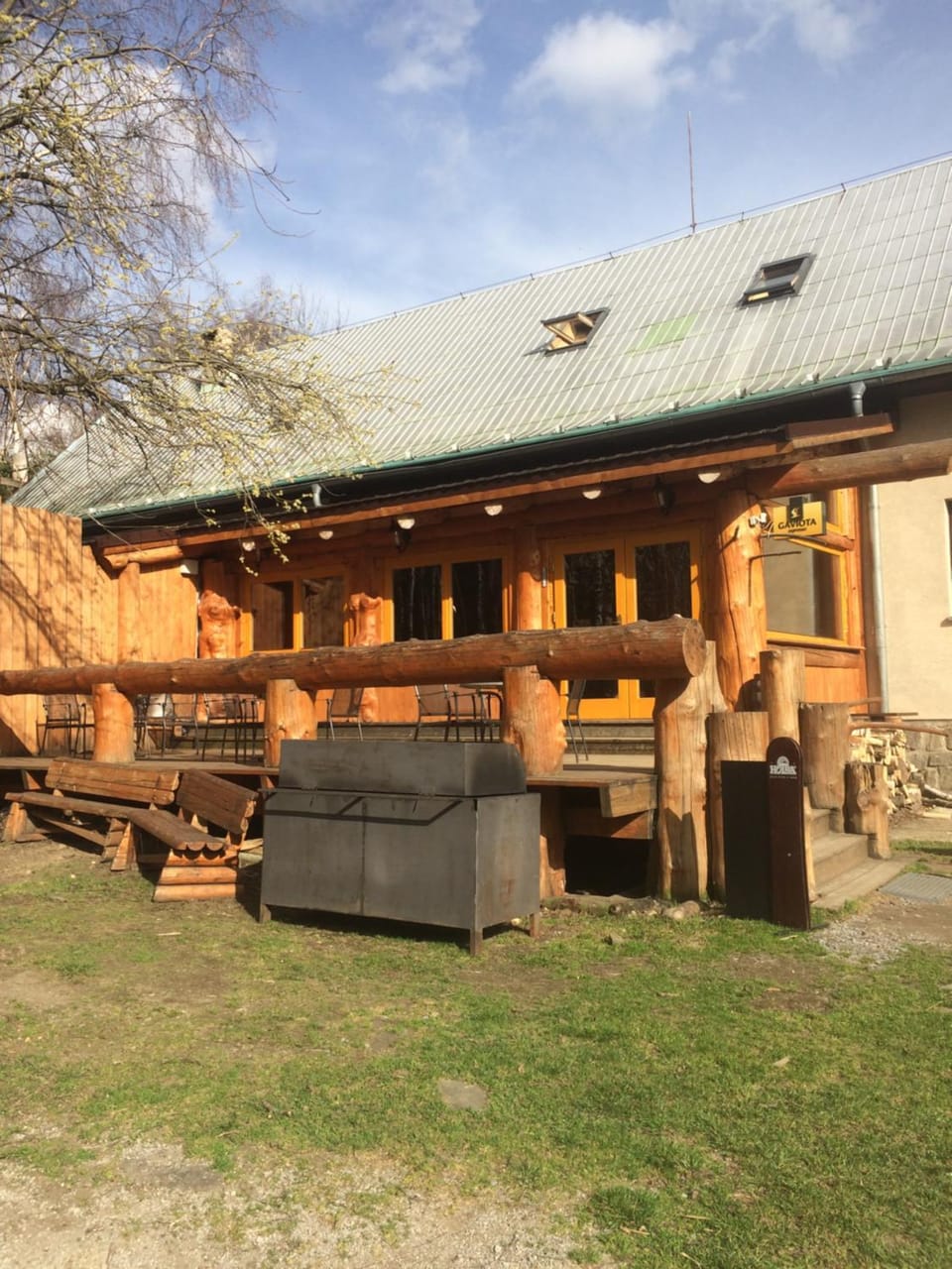 Property building, Garden