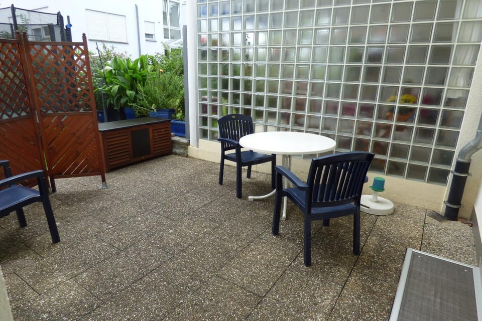Patio, Garden, View (from property/room), Balcony/Terrace, Seating area, Garden view
