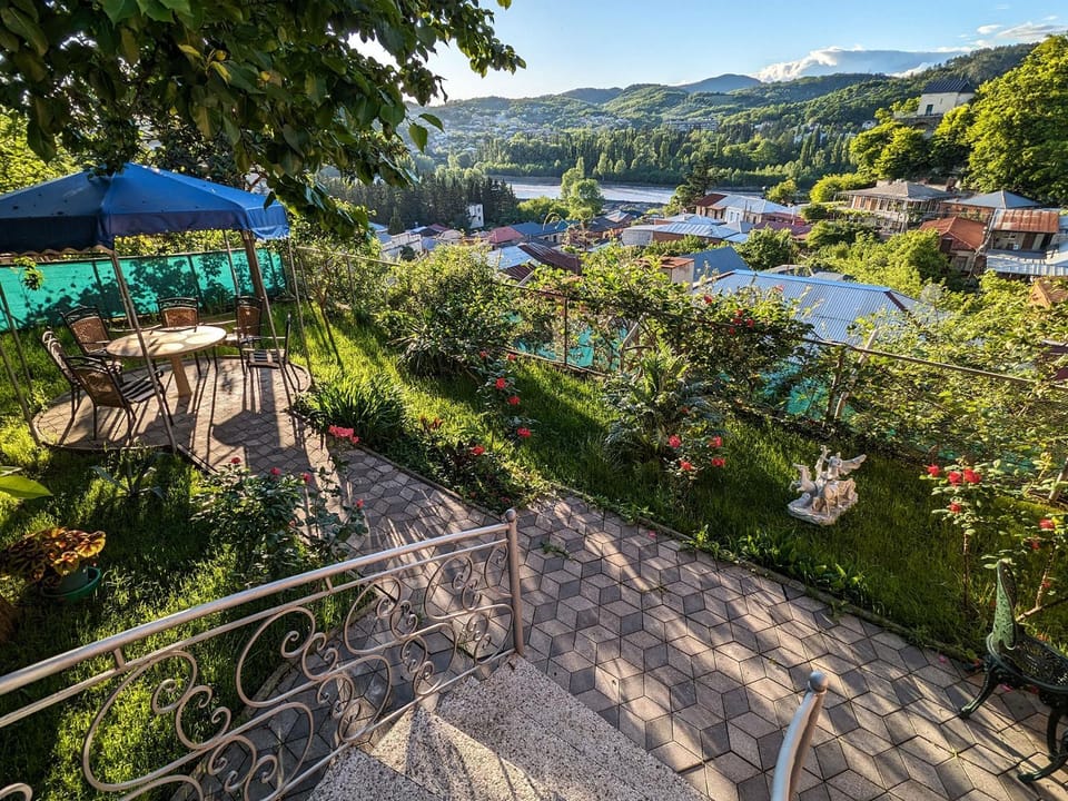 Garden, Garden view