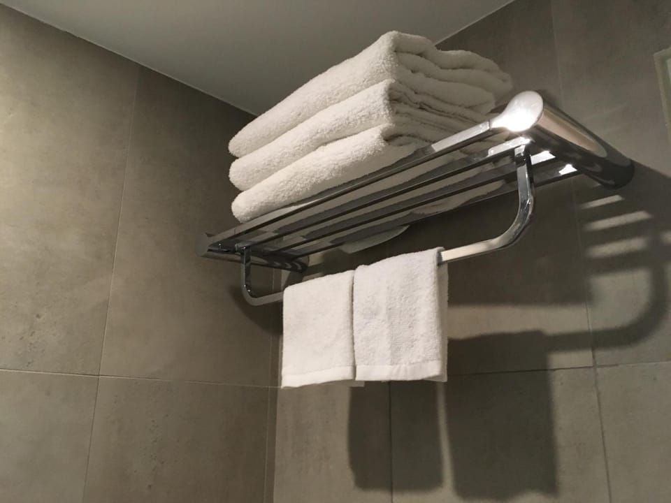500Mbps Wi-Fi 2 Largest 2 BDRM Condo in Grand Residences Apartment in Lapu-Lapu City