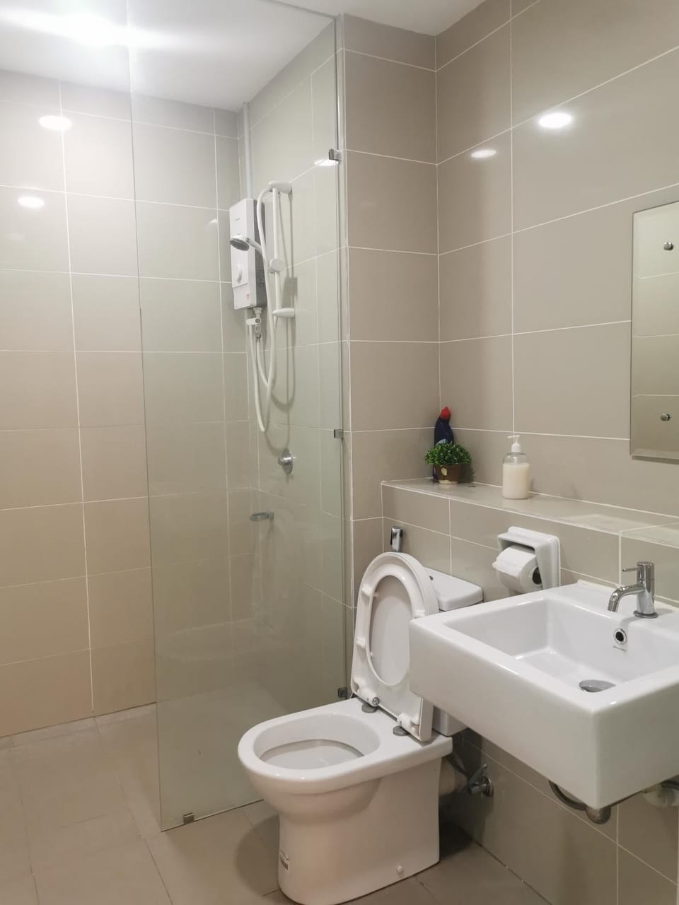 Perfect Suite Avenue @Sunset Seaview Infinity Pool Apartment in Kota Kinabalu
