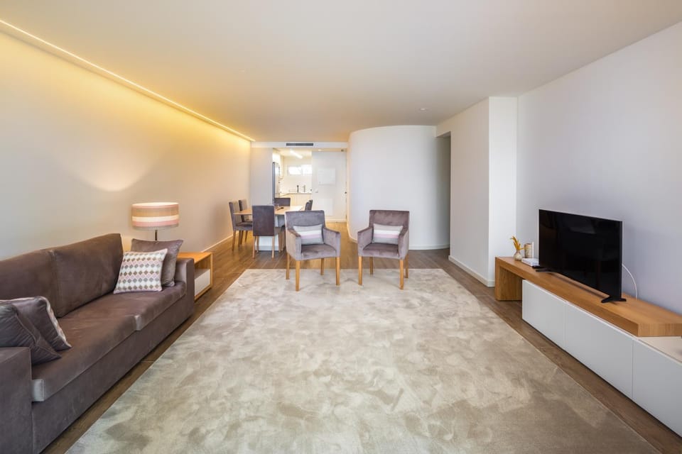 Kitchen or kitchenette, Living room, Dining area