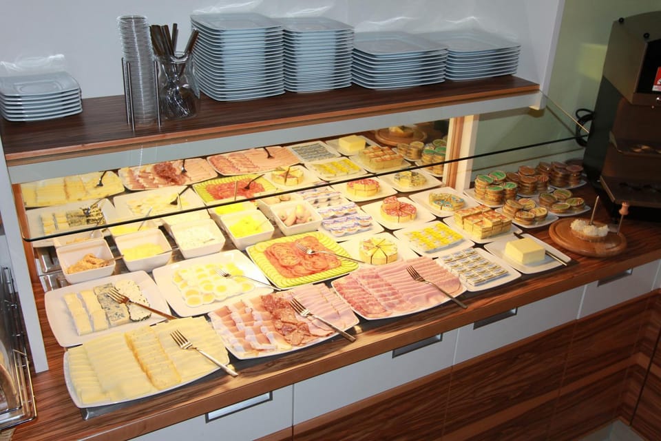 Buffet breakfast