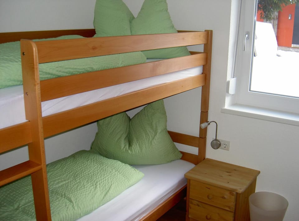 Photo of the whole room, bunk bed