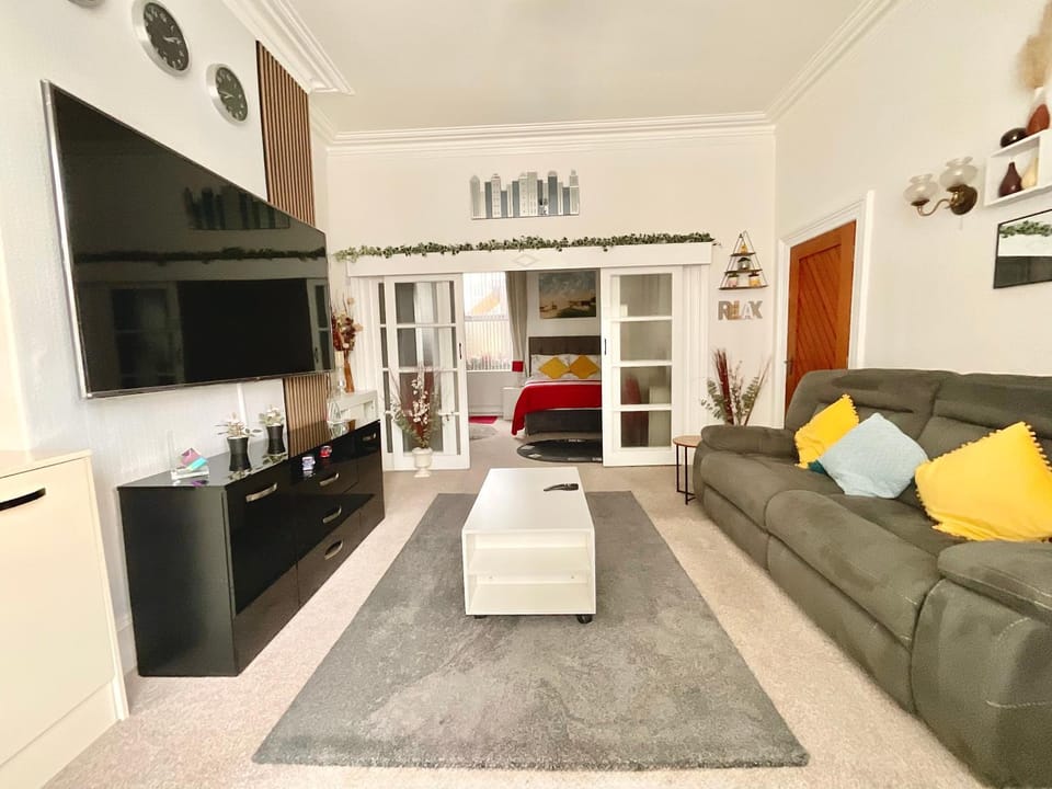 TV and multimedia, Living room