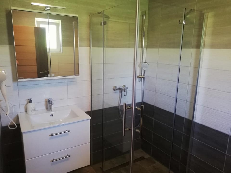 Haus Alexis Bed and Breakfast in Villach