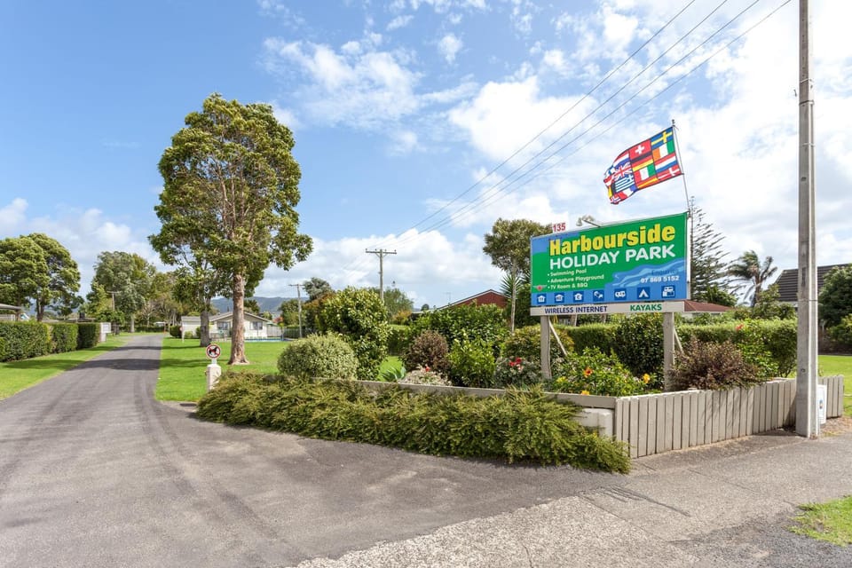 Harbourside Holiday Park Campground/ 
RV Resort in Whitianga