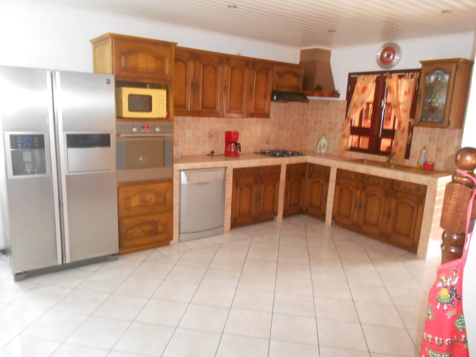 CHEZ JACQUELIN ET DORLYS House in Réunion