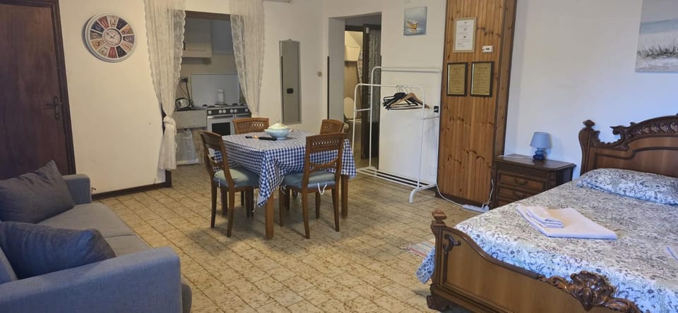 Charming place with a fireplace nearby Saturnia Apartment in Manciano