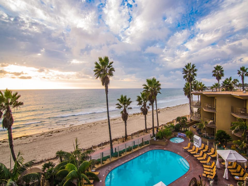 Sea view, Sea view, Swimming pool, Swimming pool, Sunset, Sunset