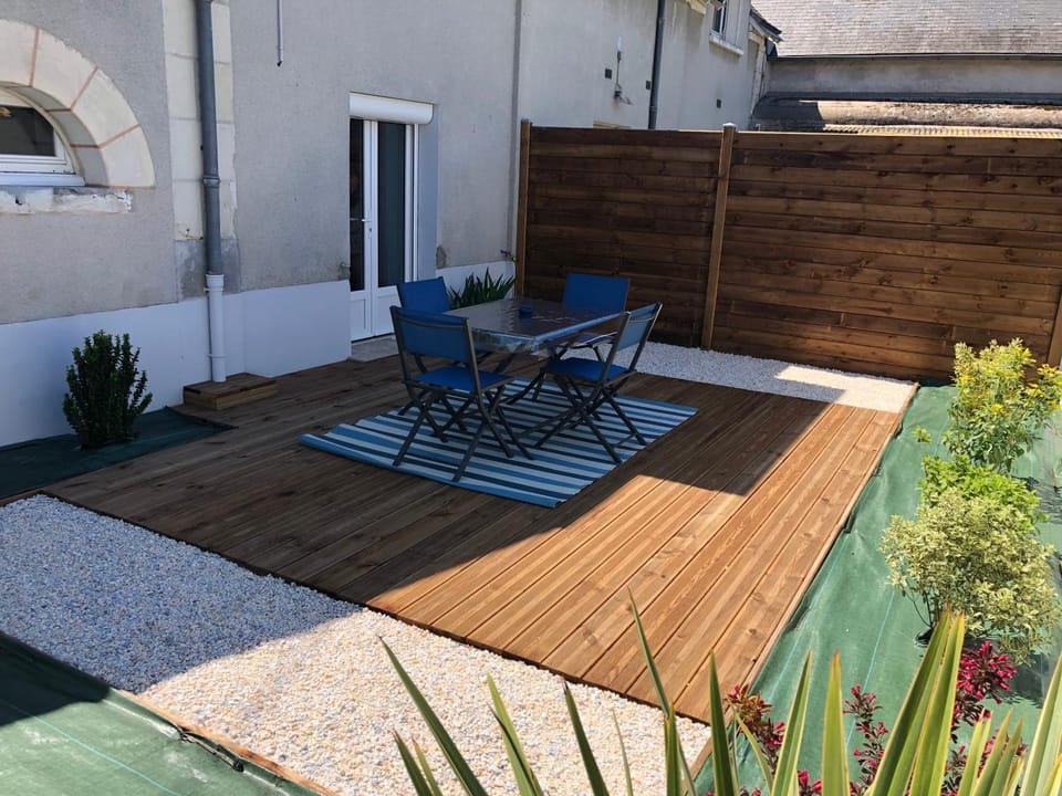 Patio, Facade/entrance, Balcony/Terrace