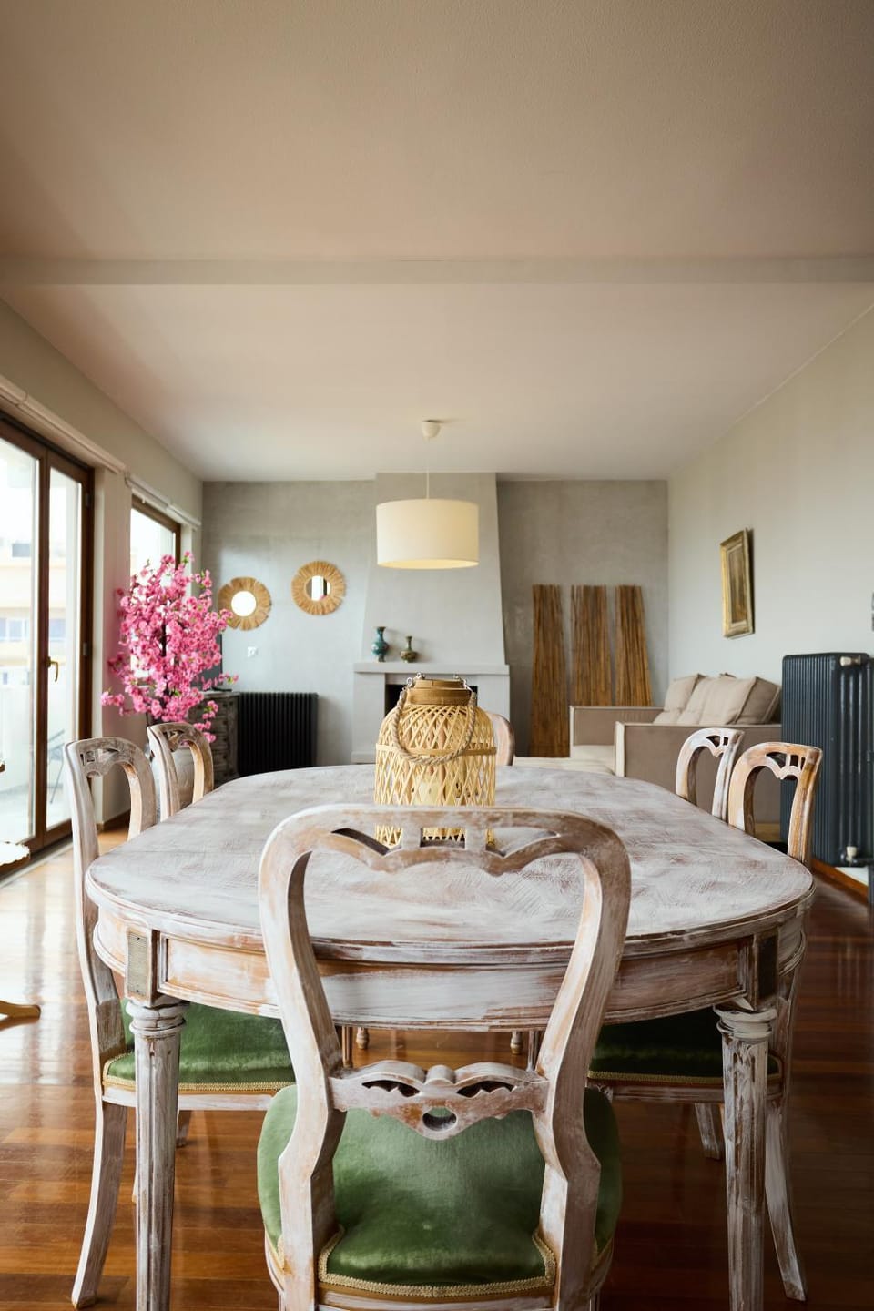 Living room, Seating area, Dining area