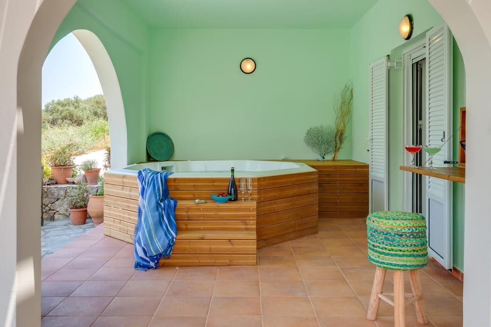 Patio, Swimming pool