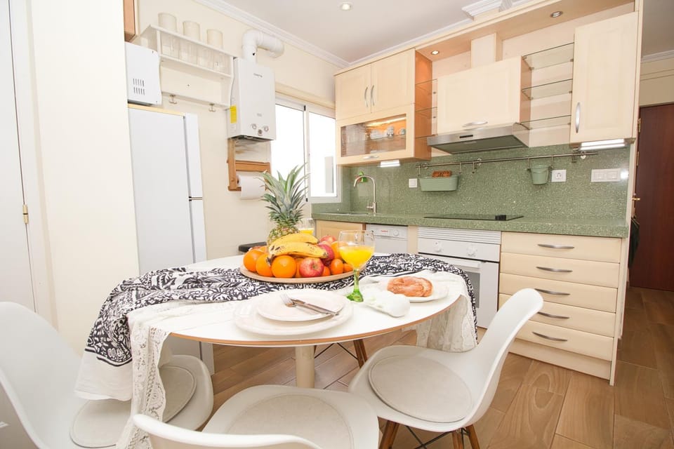 Kitchen or kitchenette, kitchen