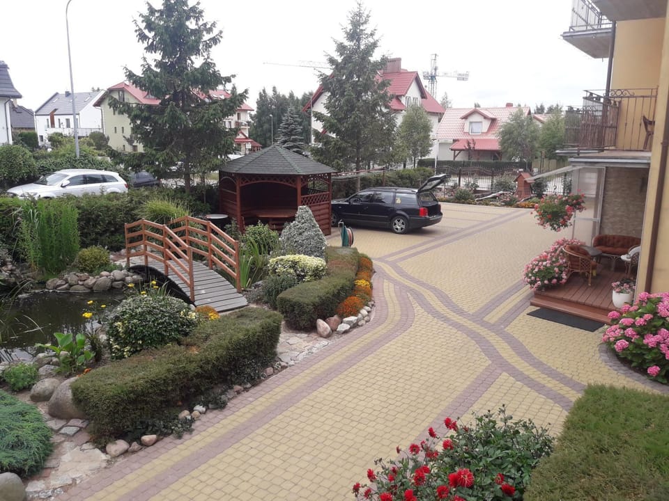 Inner courtyard view
