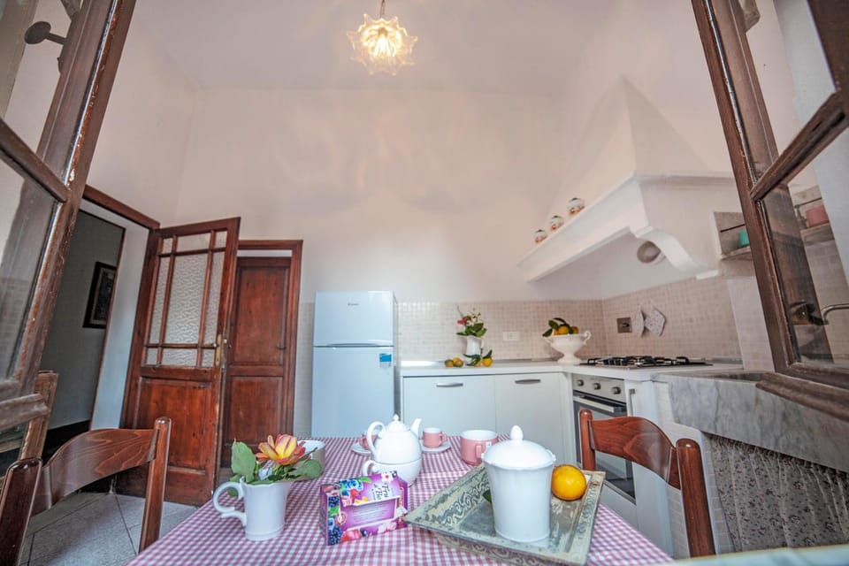 Villa Rosa de Mar Villa in Tuscany