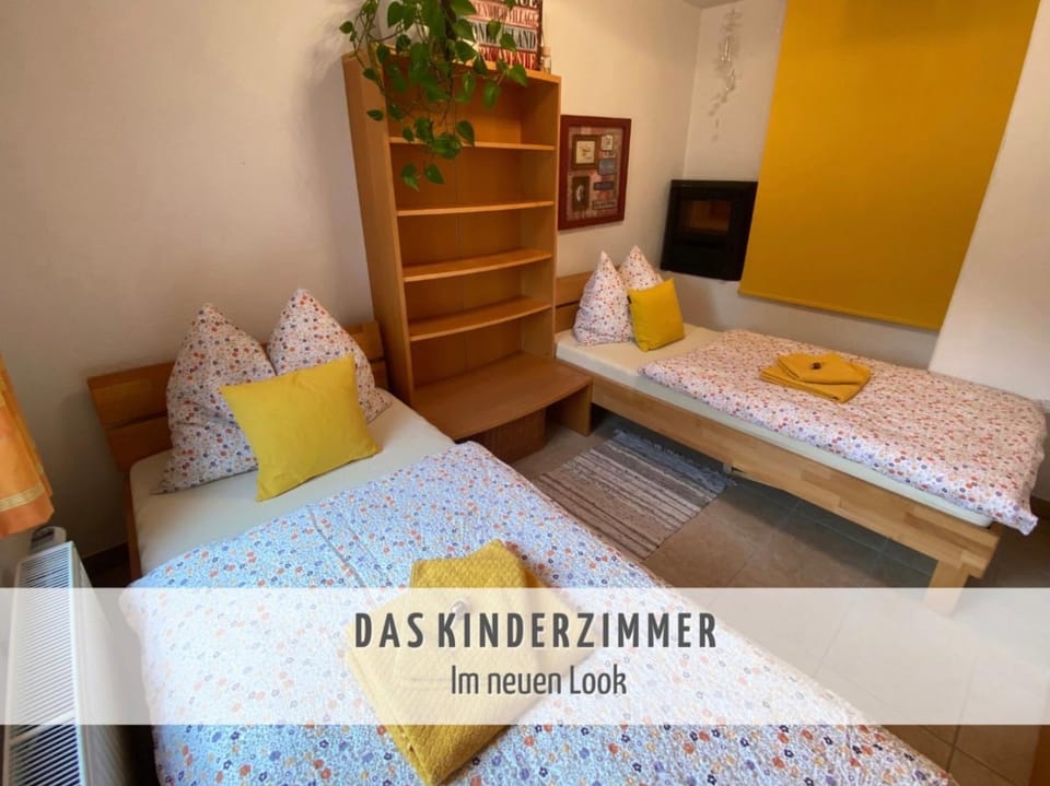 Bedroom, children