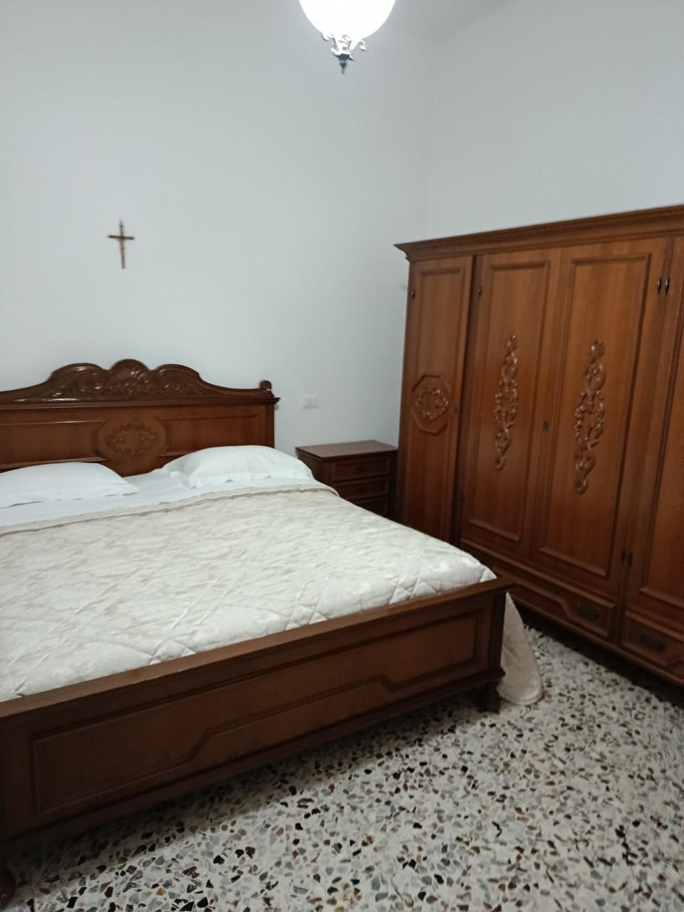 Bed, Photo of the whole room, Bedroom, wardrobe