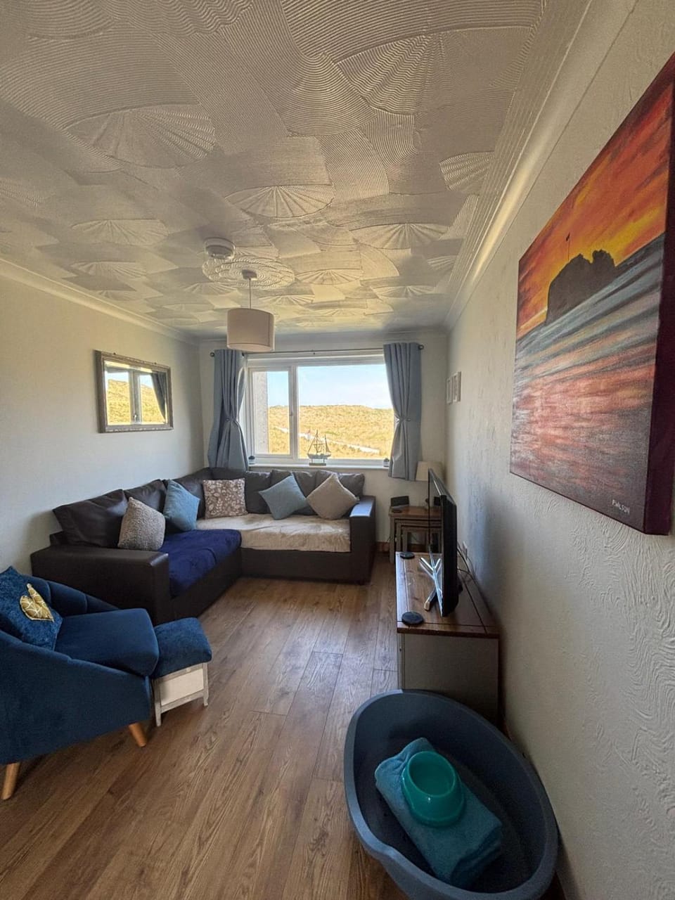 TV and multimedia, View (from property/room), Living room, Seating area