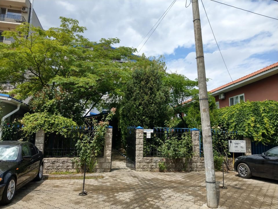 Property building, View (from property/room), Parking