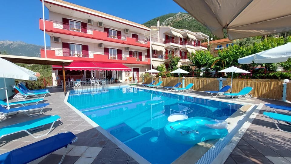 Property building, Swimming pool