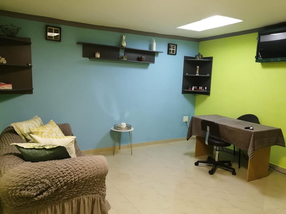 ANNEX LODGE & SPa Bed and Breakfast in Cape Town