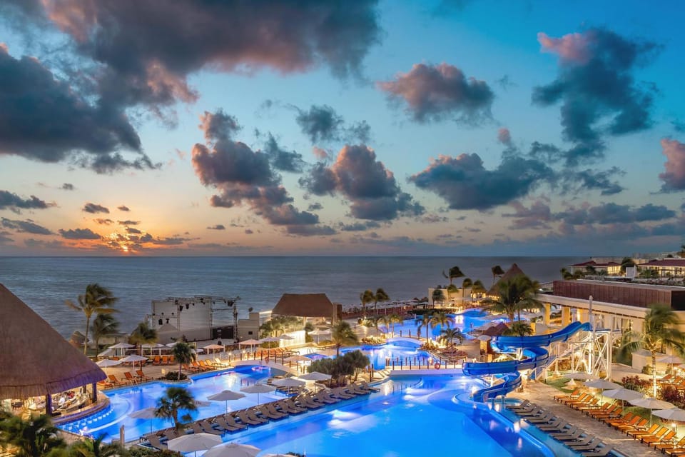 Swimming pool, Swimming pool