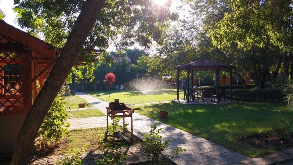 Zora Camping - Bungalows Campground/ 
RV Resort in Burgas Province