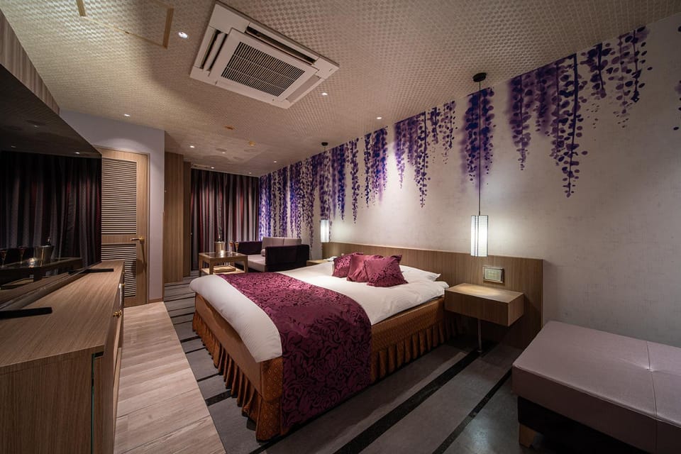 ホテル憩ICOI Adult Only 男塾ホテルグループ Love hotel in Shiga, Japan
